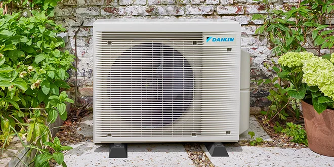 Air conditioning condenser